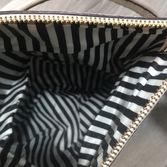 Kate Spade Bag Southport Avenue Maria Magnolia Pebbled Leather Crossbody Handbag - Picture 11 of 11